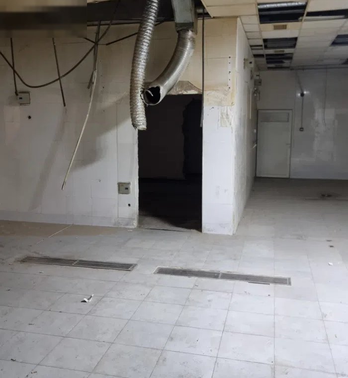 مخزن للايجار بالعارضية مساحة 200 متر مربع يصلح مطبخ تجهيزات غذائية