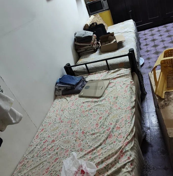 Bed Space available for 2 people