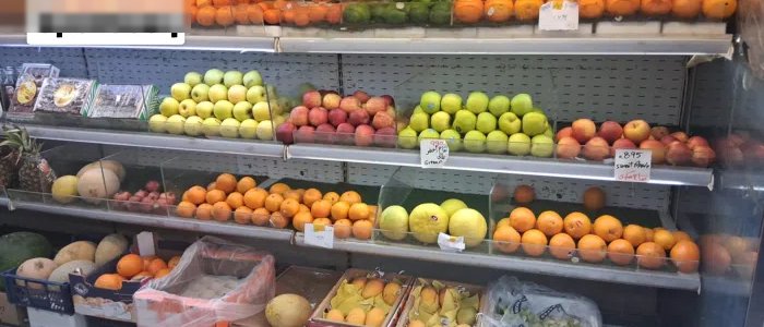 محل خضروات وفاكهه ومواد غذائية للبيع بكامل تجهيزاته وجاهز للعمل لعدم التفرغ