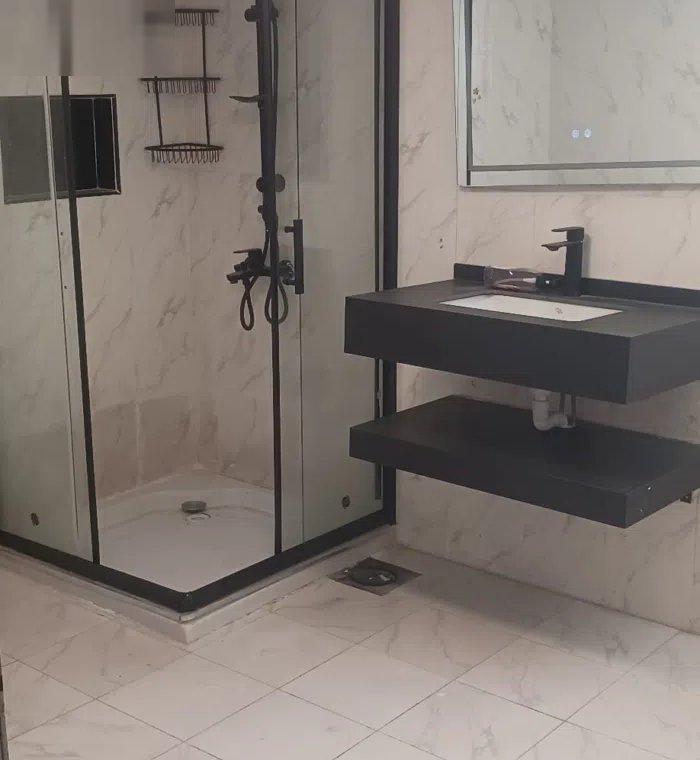 750 m2 5 Bedrooms Villa for Rent in Kuwait City Yarmouk