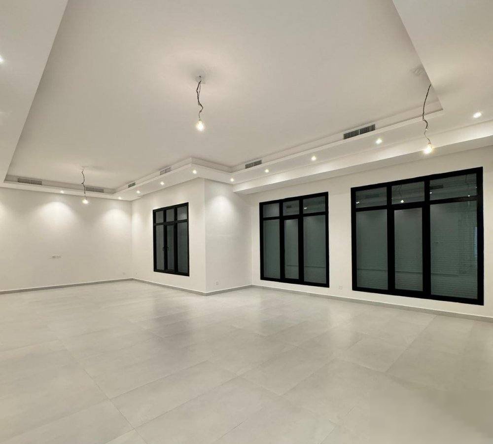 Floor in Mubarek Al-Kabeer