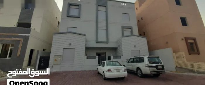 960 m2 More than 6 bedrooms Townhouse for Rent in Kuwait City Jaber Al Ahmed