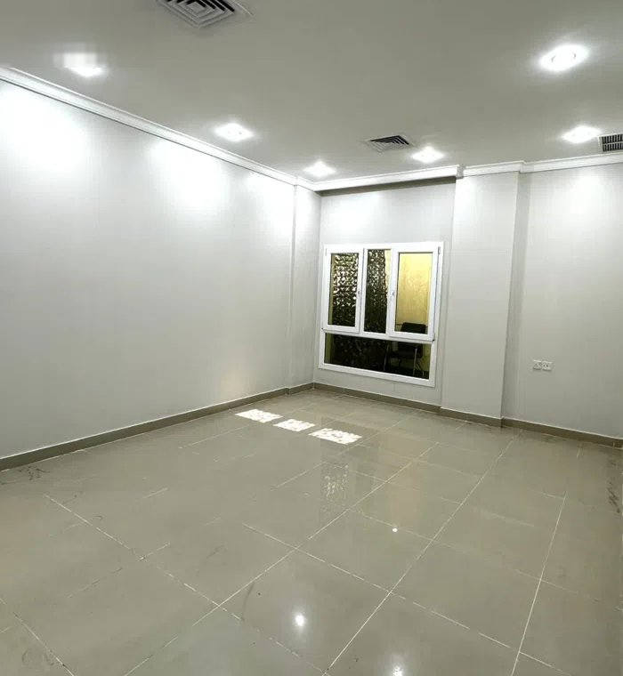 80 m2 3 Bedrooms Apartments for Rent in Hawally Jabriya