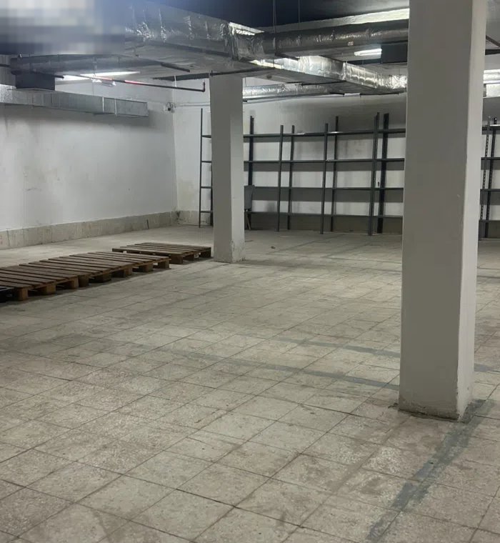 للايجار سرداب في الري 700 متر مرخص