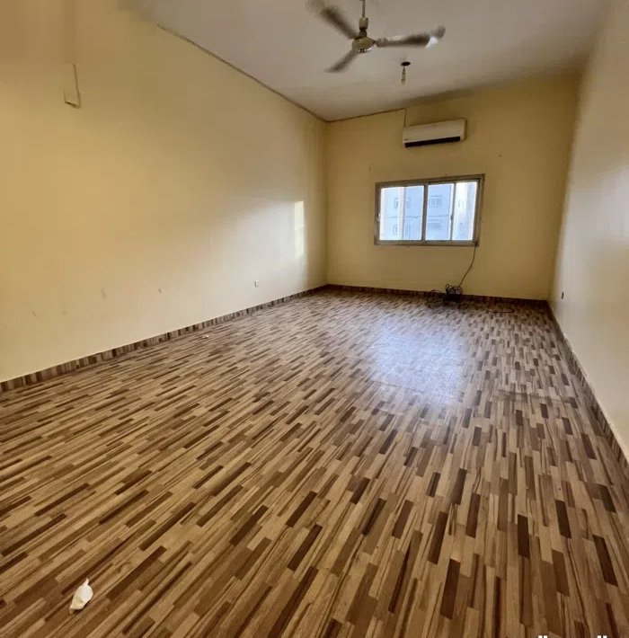 400 m2 More than 6 bedrooms Townhouse for Rent in Al Jahra Al Naeem
