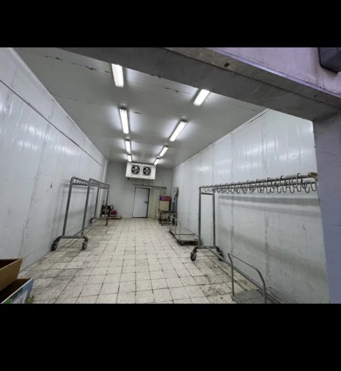 مخزن صالح تبريد او تجميد للمواد الغذائية