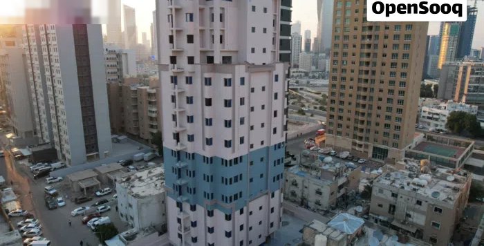 105 m2 3 Bedrooms Apartments for Sale in Kuwait City Bnaid Al-Qar