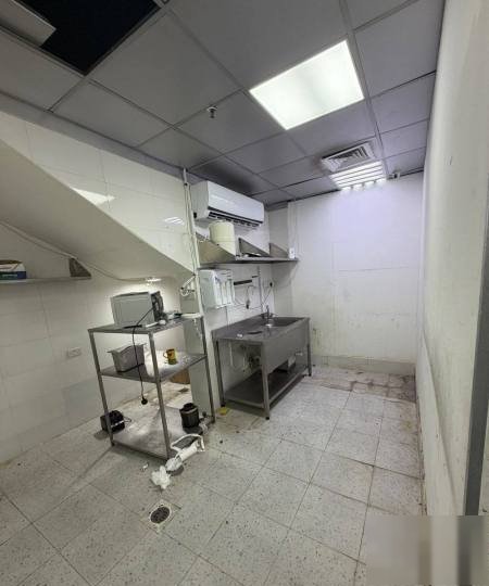Shop in Farwaniyah