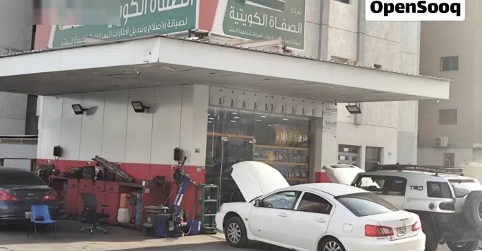 للبيع محل بموقع صخر (براحة ومصافط واسعة