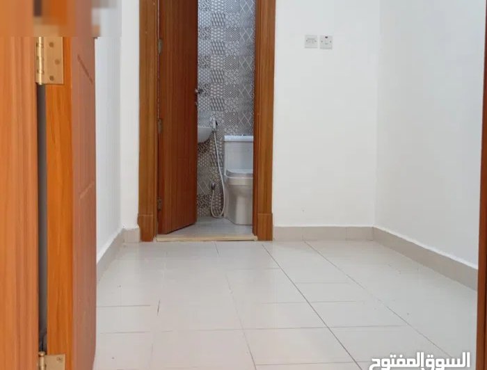 مكتب للإيجار بالفحيحيل