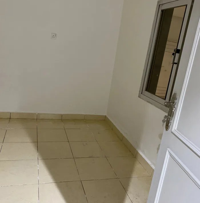 300 m2 More than 6 bedrooms Townhouse for Sale in Mubarak Al-Kabeer Sabah Al-Salem