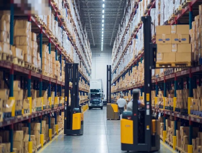 هنجر صناعي للإيجار بالري مرخص بالكامل – Licensed Industrial Hangar for Rent Al Rai