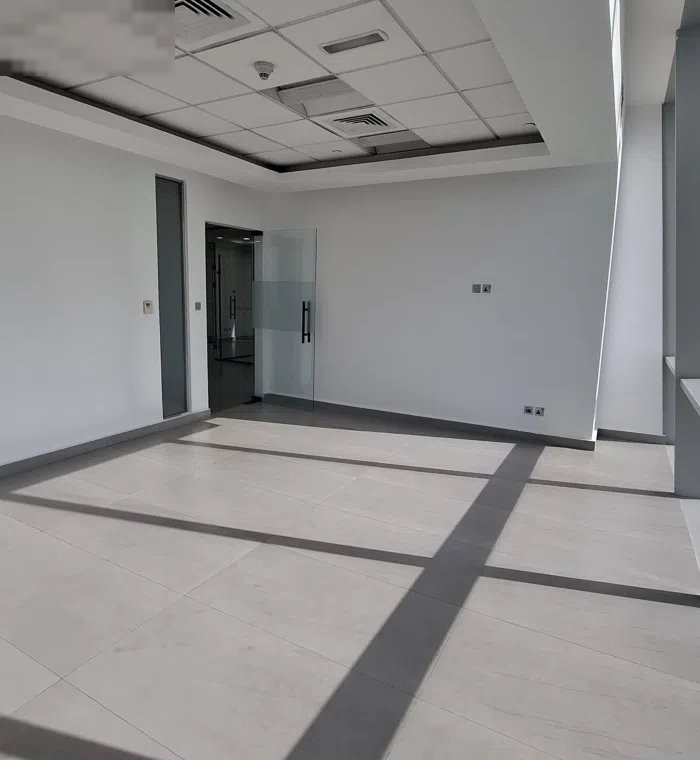 للايجار دور نظيف جاهز في العاصمة مع 3 شهــــــور مجانــــــــــاً