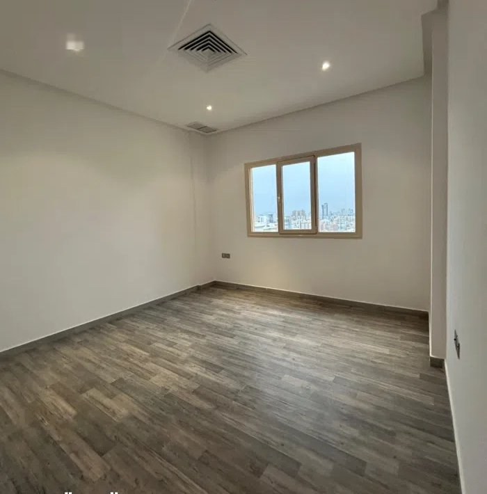 90 m2 2 Bedrooms Apartments for Rent in Hawally Salmiya