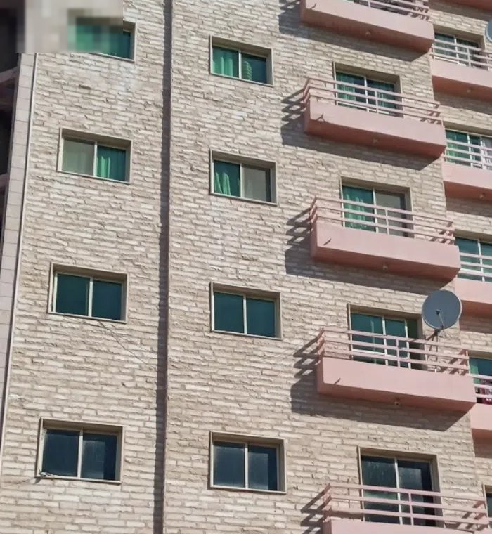 للإيجار – دور تجاري كامل في السالمية