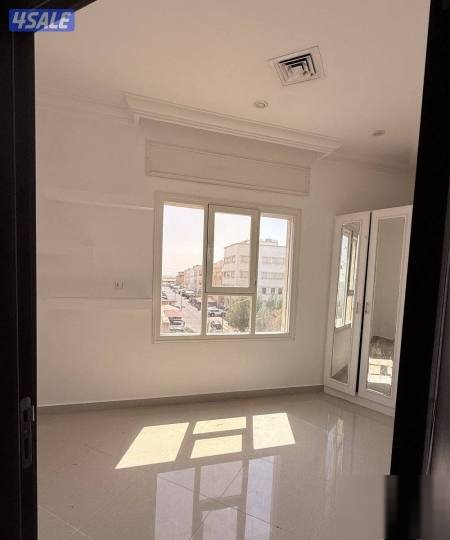 For rent, family apartment in Abdullah Mubarak area, second floor