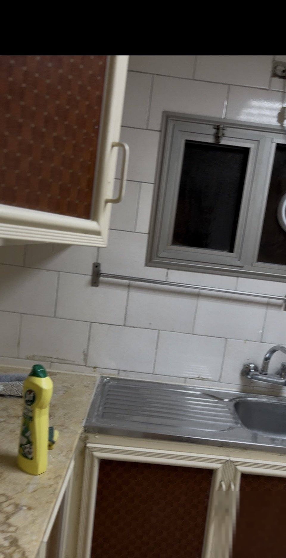 apartment two rooms and two bathrooms and kitchen and room small children does not exist elevator