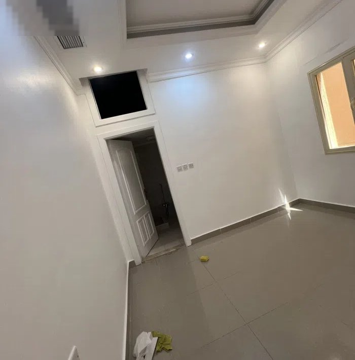 200 m2 3 Bedrooms Apartments for Rent in Farwaniya Ardhiya