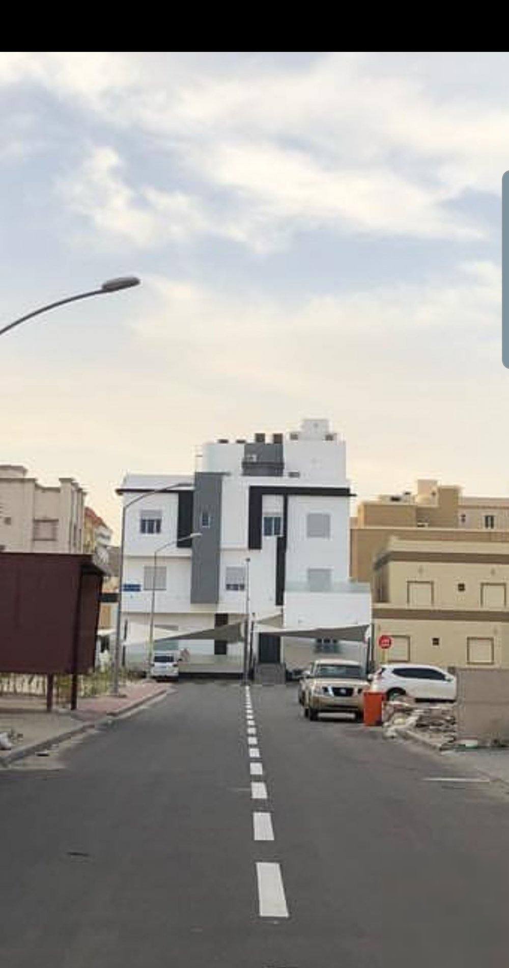 Ground and basement 5 rooms 3 hall Diwaniya kitchen washing 2 rooms services yard 8 bathrooms