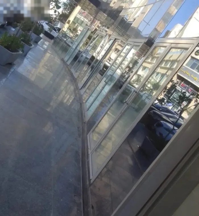 محلات، مطابخ مركزية، مكاتب على شارع سالم المبارك