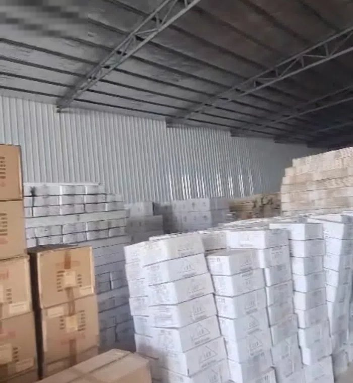 يوجد مخازن امغره الاحمدي الري العارضيه الضجيج ميناء الله الصلبية الزراعية مكتب عقاري نصف شهر عموله