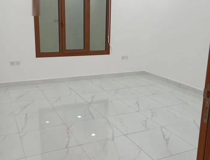 مكتب للإيجار بالفحيحيل