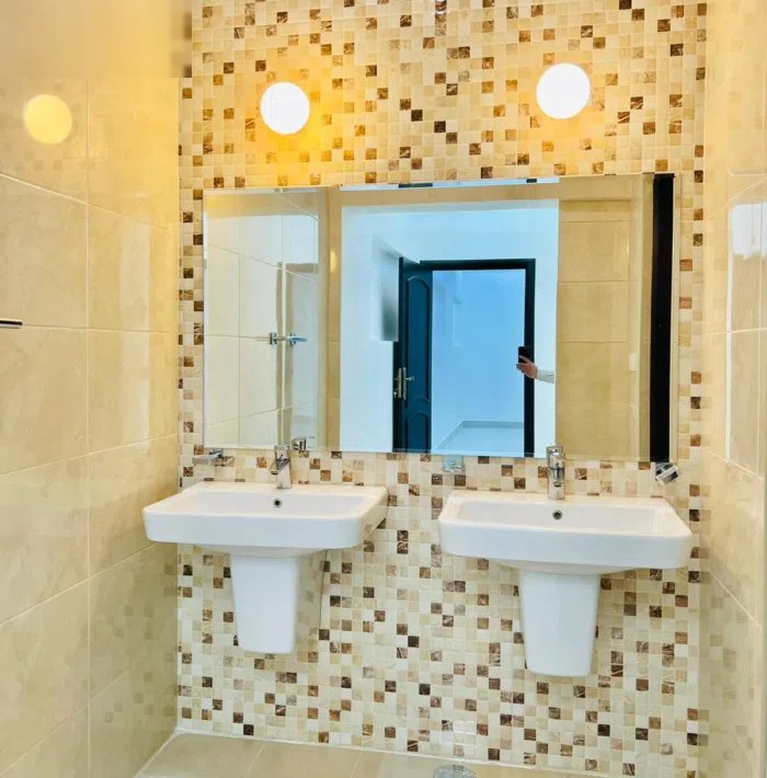 100 m2 4 Bedrooms Apartments for Rent in Kuwait City Faiha