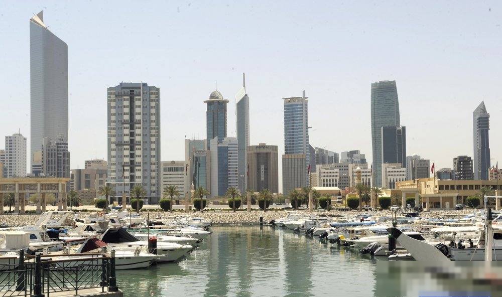 Marina for sale, Souq Sharq, 50 feet, direct from the owner
