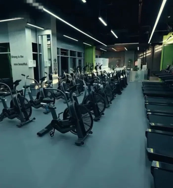للبيع نادي رياضي نسائي للبيع – موقع حيوي داخل مجمع مميز Women's gym for sale – prime location within