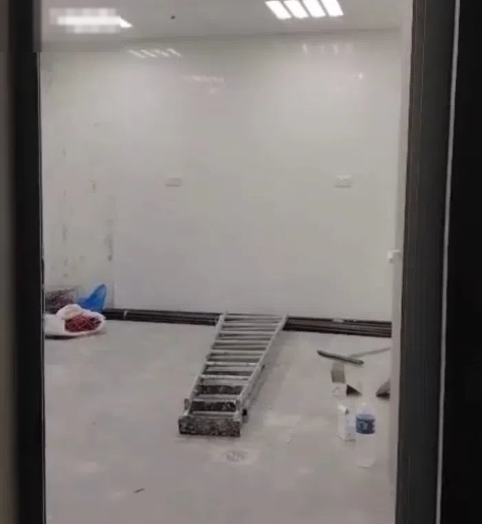 للايجار مطبخ مركزى فى اسواق القرين متشطب دور ارضى