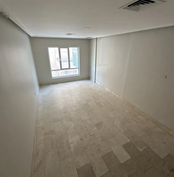 شقة تجارية للإيجار صباح السالم 104 م بالدور الأول  Commercial Apartment for Rent 104 sqm Sabah Al S