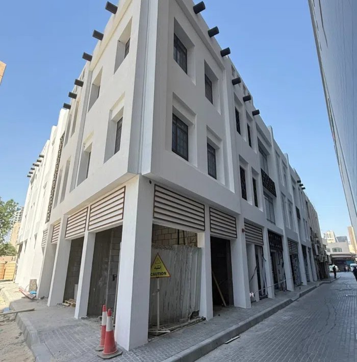 محل للإيجار مباشرة من المالك، بدون خلو أو عمولة، في مجمع جديد بمنطقة المباركية