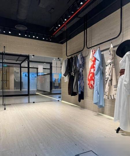 Shop in Kuwait City