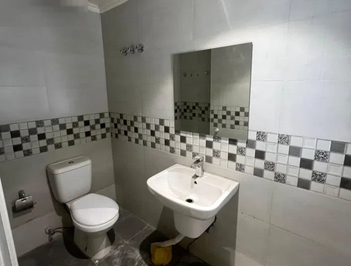 دور إستثماري للإيجار في شرق