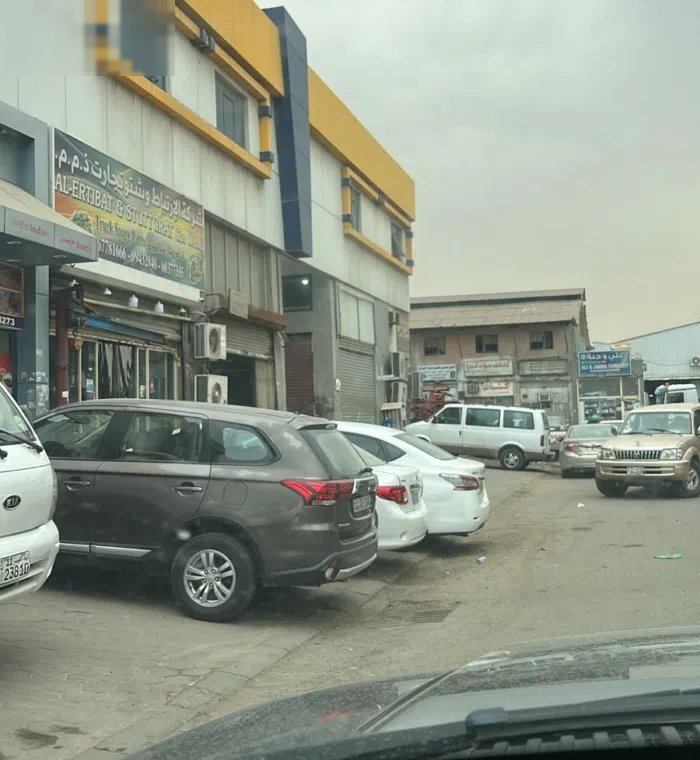 مكاتب للايجار بالشويخ الصناعية