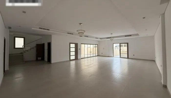 350 m2 More than 6 bedrooms Villa for Rent in Mubarak Al-Kabeer Abu Ftaira