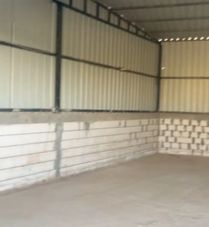 للأيجار مخزن