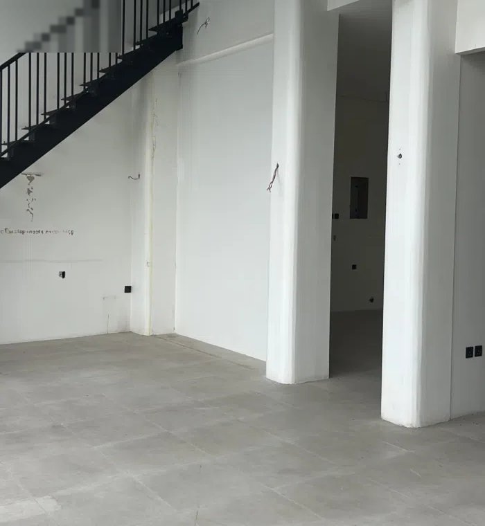 للايجار محل 100 متر غذائي في الشويخ