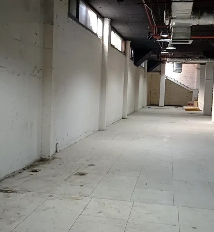 للإيجار محل يصلح منجرة 140م و70سندره في الري