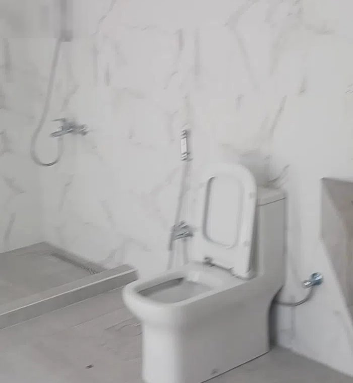 375 m2 5 Bedrooms Villa for Rent in Hawally Zahra