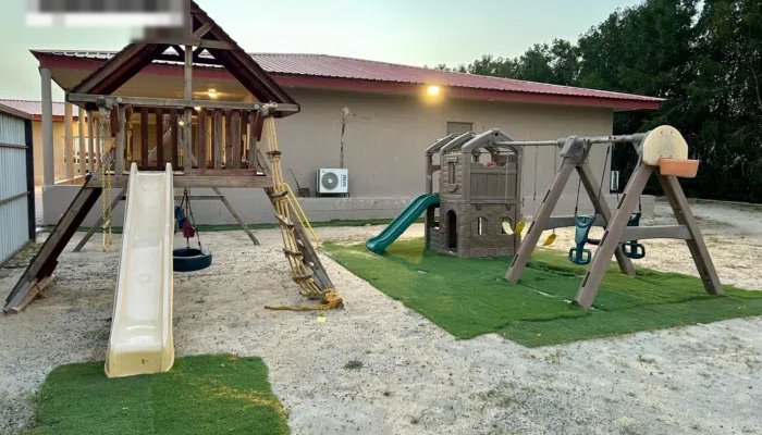 More than 6 bedrooms Chalet for Rent in Al Ahmadi Wafra residential