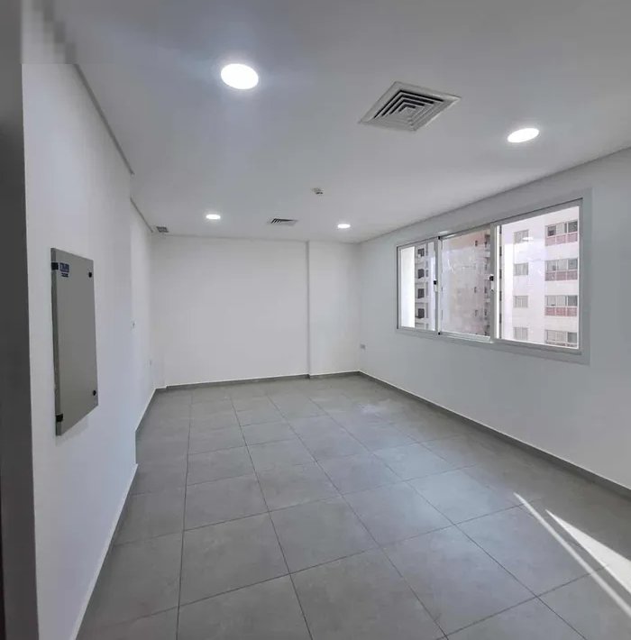 75 m2 2 Bedrooms Apartments for Rent in Hawally Hawally