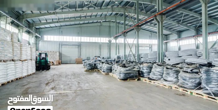 هنجر للإيجار في الري 1000 م2 ارتفاع 7 متر  كافة التراخيص متوفرة Warehouse for Rent in Al Rai  1000 M
