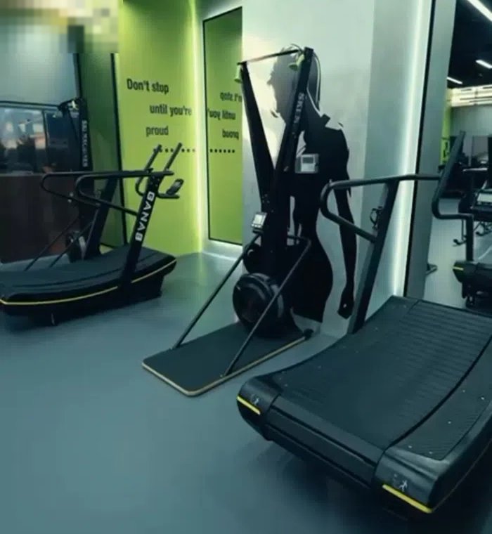 للبيع نادي رياضي نسائي للبيع – موقع حيوي داخل مجمع مميز Women's gym for sale – prime location within