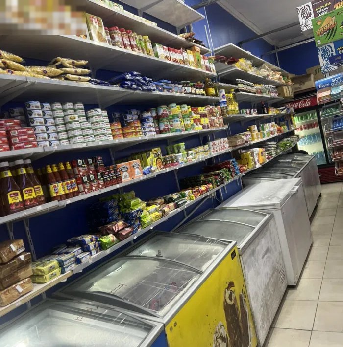 بقاله للبيع