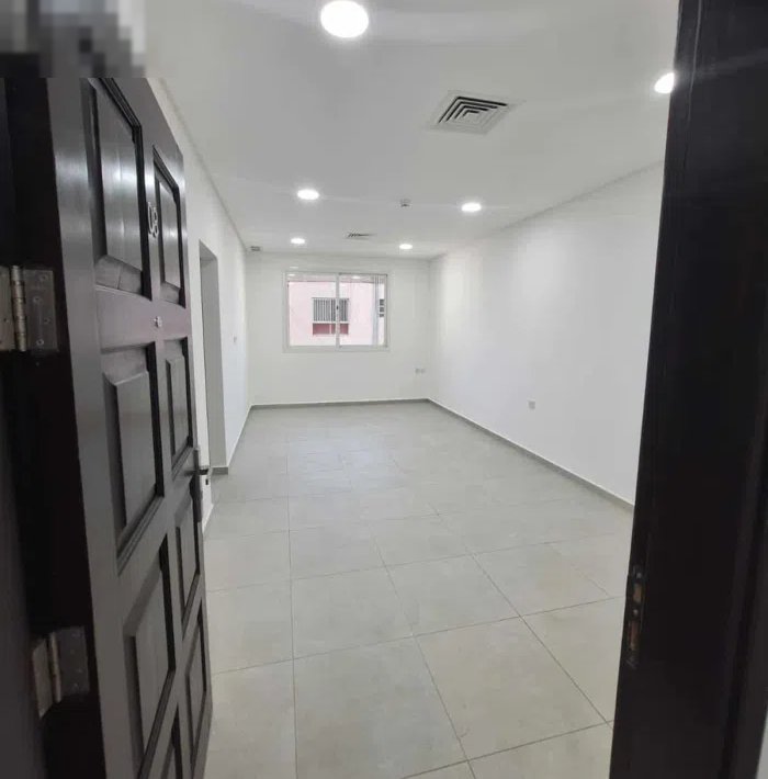 75 m2 2 Bedrooms Apartments for Rent in Hawally Hawally