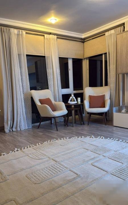 Apartment with private work, full sea view, and a place that has had a lot of effort put into it.
