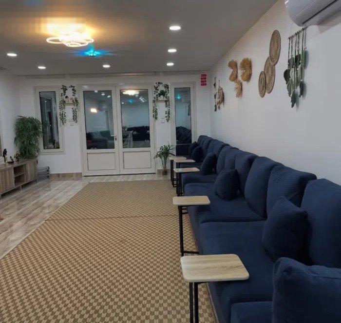 4 Bedrooms Chalet for Rent in Al Jahra Kabd