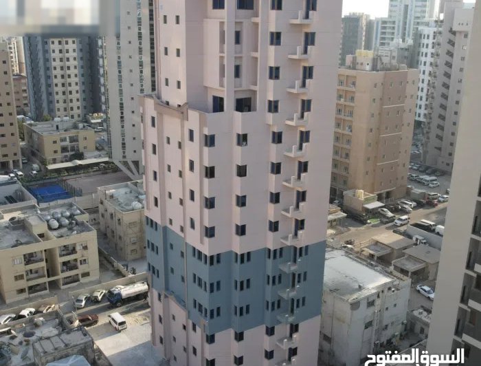 105 m2 3 Bedrooms Apartments for Sale in Kuwait City Bnaid Al-Qar