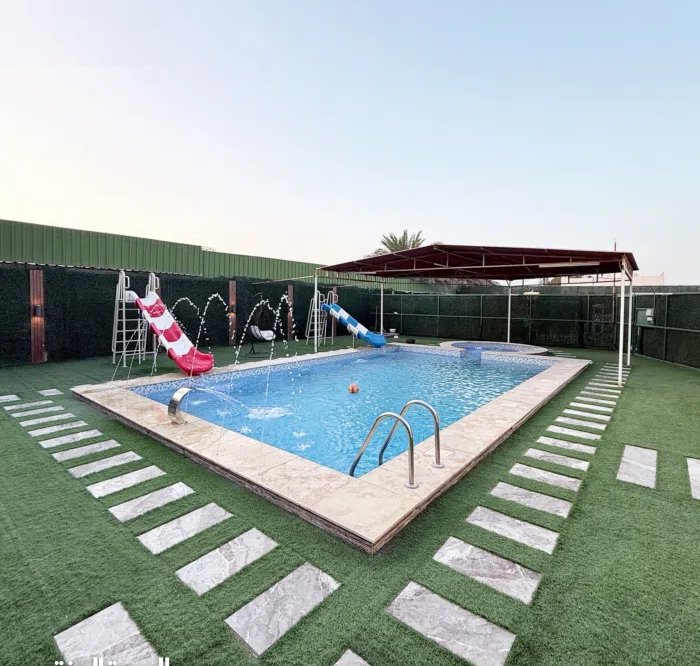 4 Bedrooms Chalet for Rent in Al Jahra Kabd